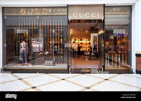 Gucci store tysons corner